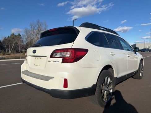 Used 2016 Subaru Outback 2.5i Limited image 5