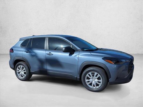 New 2026 Toyota Corolla Cross L image 4