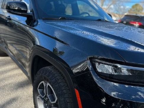 Used 2022 Jeep Grand Cherokee Trailhawk image 1