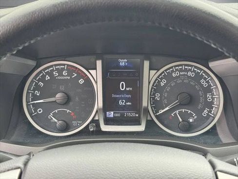 Certified 2022 Toyota Tacoma Limited AWD/4WD image 76