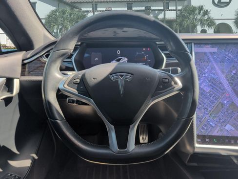 Used 2017 Tesla Model S 75 RWD image 13