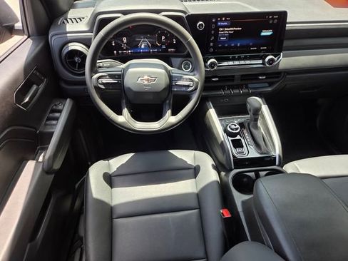 Certified 2024 Chevrolet Colorado Trail Boss w/ Advanced Trailering Package AWD/4WD image 12