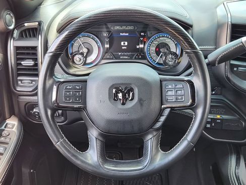 Used 2022 RAM 2500 Limited AWD/4WD image 28
