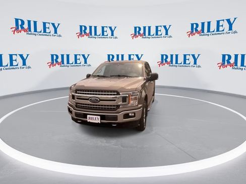 Certified 2019 Ford F150 XLT w/ Equipment Group 302A Luxury AWD/4WD image 3