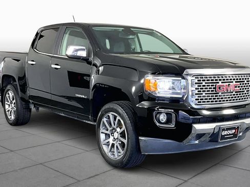 Used 2019 GMC Canyon Denali image 3