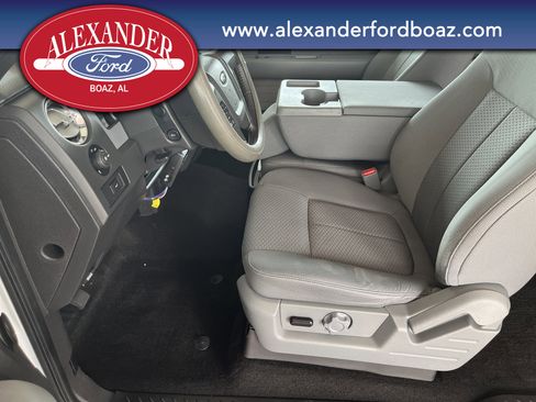 Used 2014 Ford F150 XLT w/ XLT Chrome Package image 12