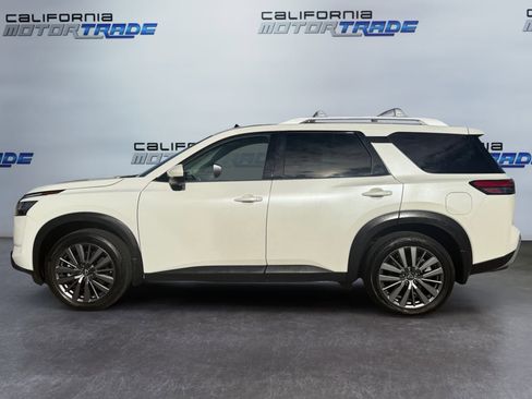 Used 2022 Nissan Pathfinder SL w/ SL Premium Package image 8