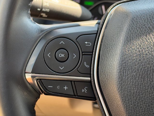 Used 2018 Toyota Camry XLE FWD image 19