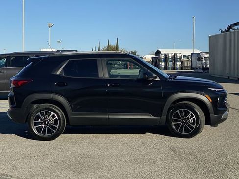 New 2026 Chevrolet TrailBlazer LT FWD image 12