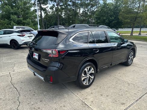 Used 2022 Subaru Outback Limited AWD/4WD image 7