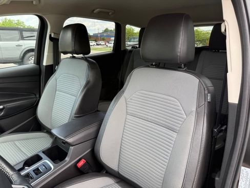 Used 2017 Ford Escape Titanium AWD/4WD image 11