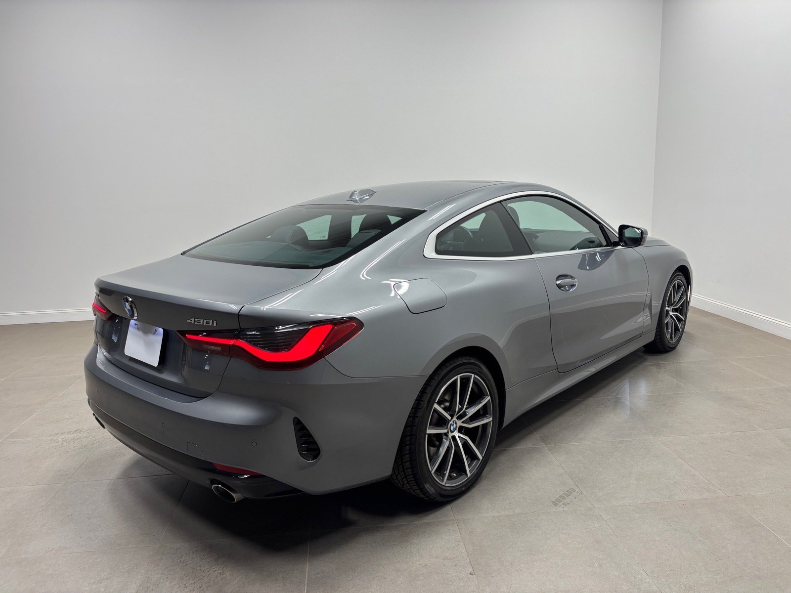 Used 2024 BMW 430i xDrive Coupe w/ Premium Package AWD/4WD image 6