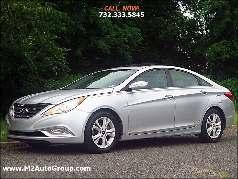 Used 2011 Hyundai Sonata Limited FWD image 1