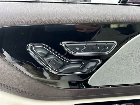 Used 2022 Lincoln Aviator Black Label Grand Touring image 32