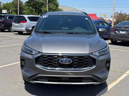 Used 2025 Ford Escape ST-Line Select AWD/4WD image 10