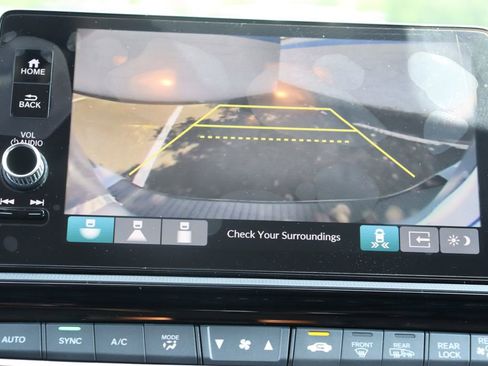 Used 2026 Honda Odyssey Touring image 37