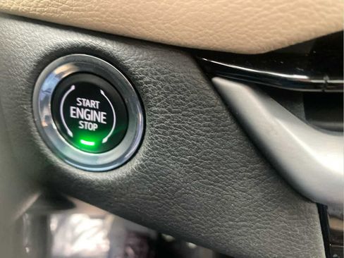 Used 2024 Cadillac XT4 Luxury w/ Cold Weather Package image 26