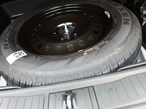 New 2025 Jeep Grand Cherokee Limited image 24