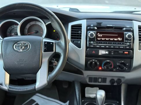 Used 2012 Toyota Tacoma PreRunner w/ SR5 Pkg RWD image 15