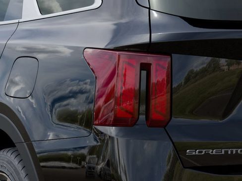 New 2026 Kia Sorento EX AWD/4WD image 11