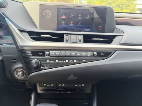 Used 2019 Lexus ES 350 w/ Premium Package FWD image 25