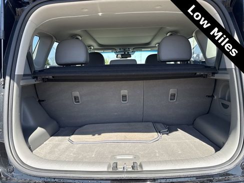Used 2017 Kia Soul EV + w/ Sun & Fun Package image 27