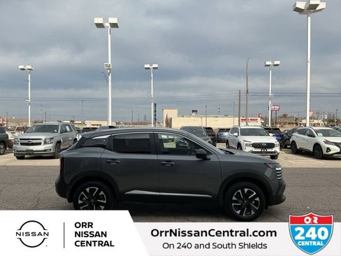 New 2026 Nissan Kicks SV w/ SV Premium Package AWD/4WD image 4