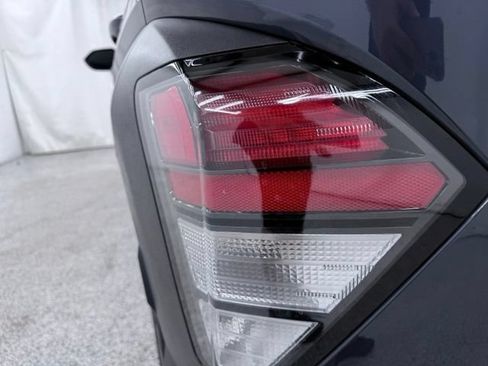 Used 2025 Hyundai Kona SEL AWD/4WD image 8