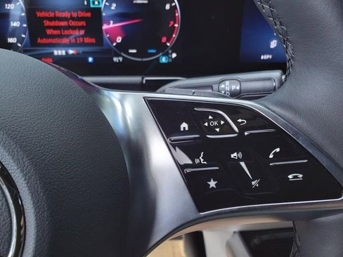 New 2025 Mercedes-Benz GLA 250 4MATIC image 14