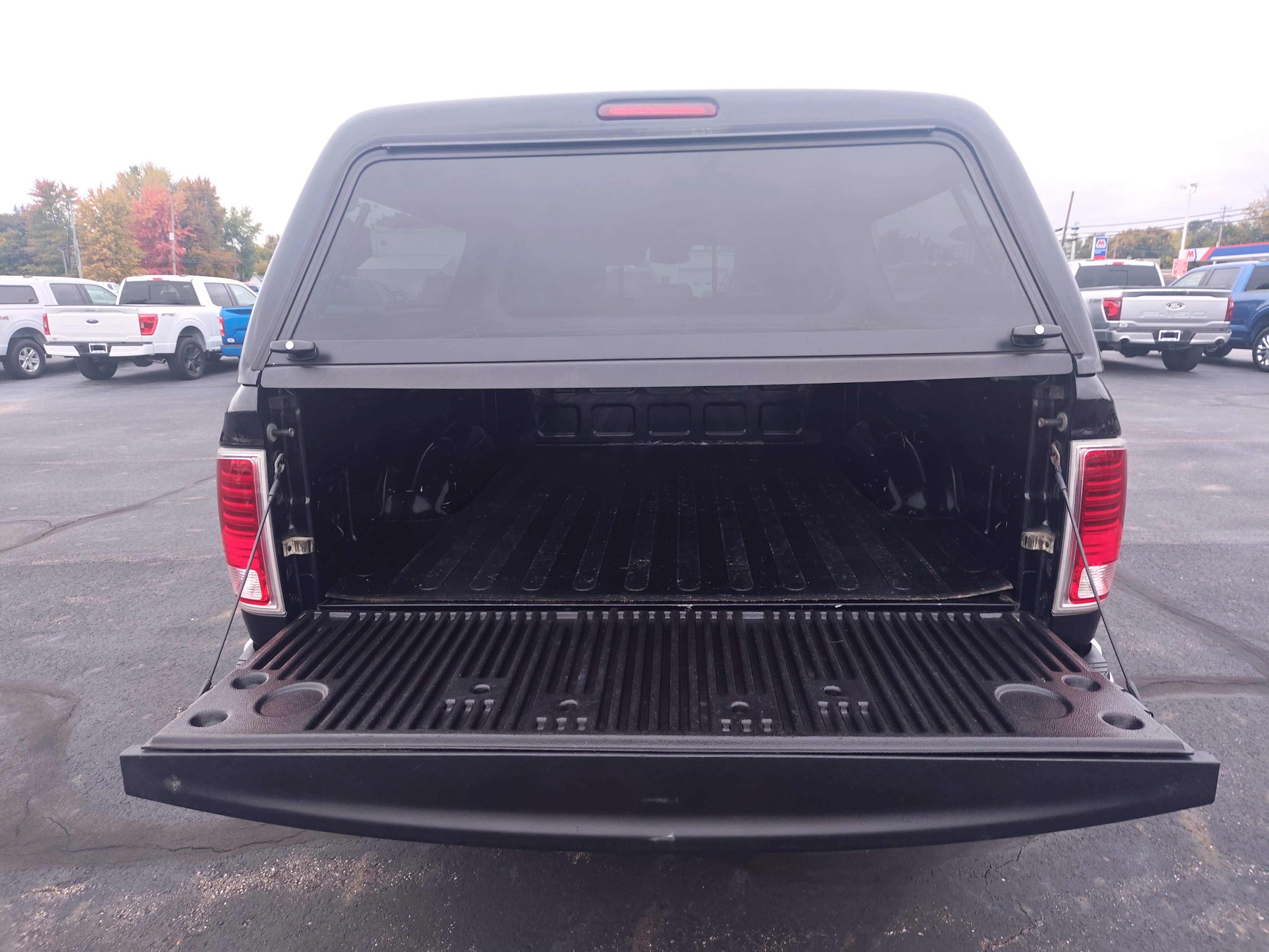Used 2016 RAM 1500 Laramie w/ Convenience Group AWD/4WD image 7
