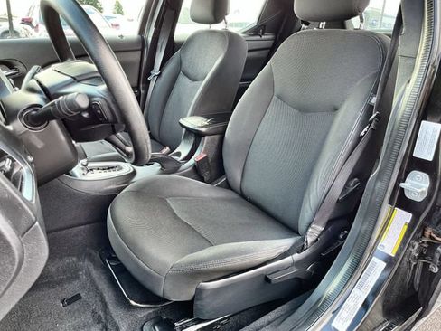 Used 2014 Dodge Avenger SE w/ Blacktop Package FWD image 14