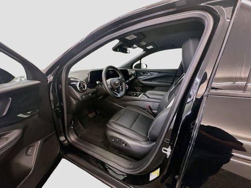 Used 2024 Chevrolet Blazer EV LT AWD/4WD image 13
