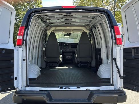 New 2025 Chevrolet Express 2500 w/ Safety Package image 20