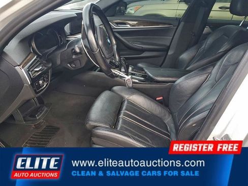 Used 2018 BMW 530i w/ Premium Package image 13