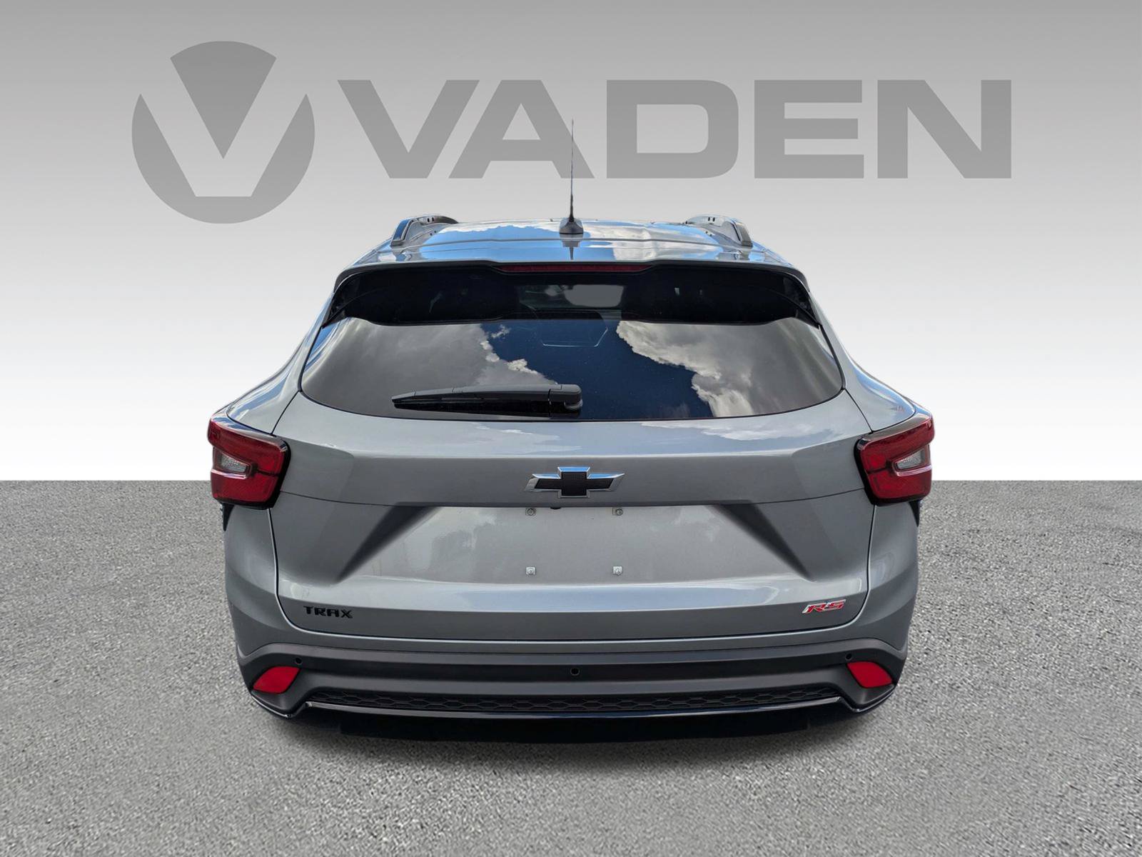 New 2026 Chevrolet Trax RS w/ Sunroof Package FWD image 28