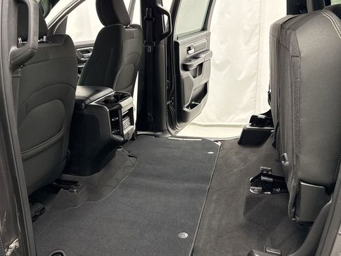 Used 2019 RAM 1500 Big Horn image 42