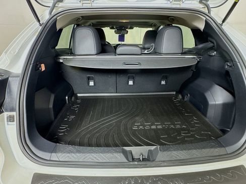 Certified 2025 Subaru Crosstrek 2.5i Limited w/ Crosstrek Mirror Package image 31