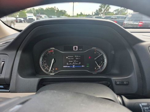 Used 2016 Honda Pilot Elite image 17