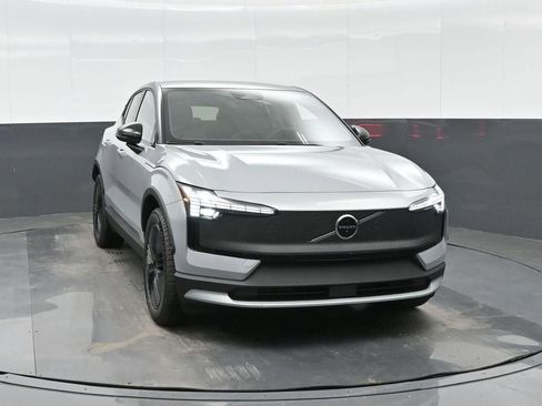 New 2026 Volvo EX30 Cross Country Ultra w/ Protection Package Premier image 2
