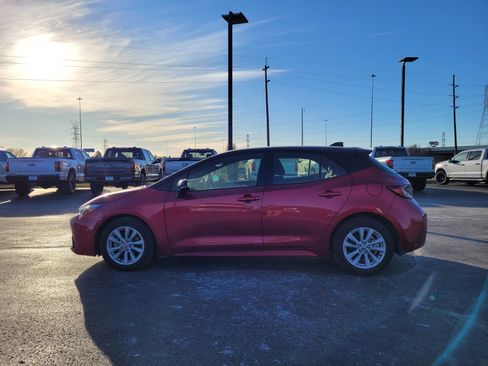 Used 2024 Toyota Corolla SE image 7