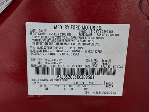 Used 2019 Ford EcoSport SE w/ SE Convenience Package image 30