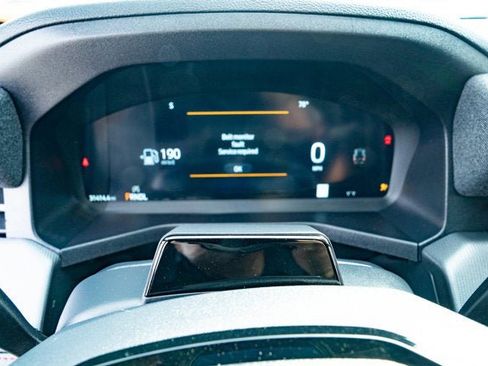 Used 2025 Ford Explorer ST-Line image 16