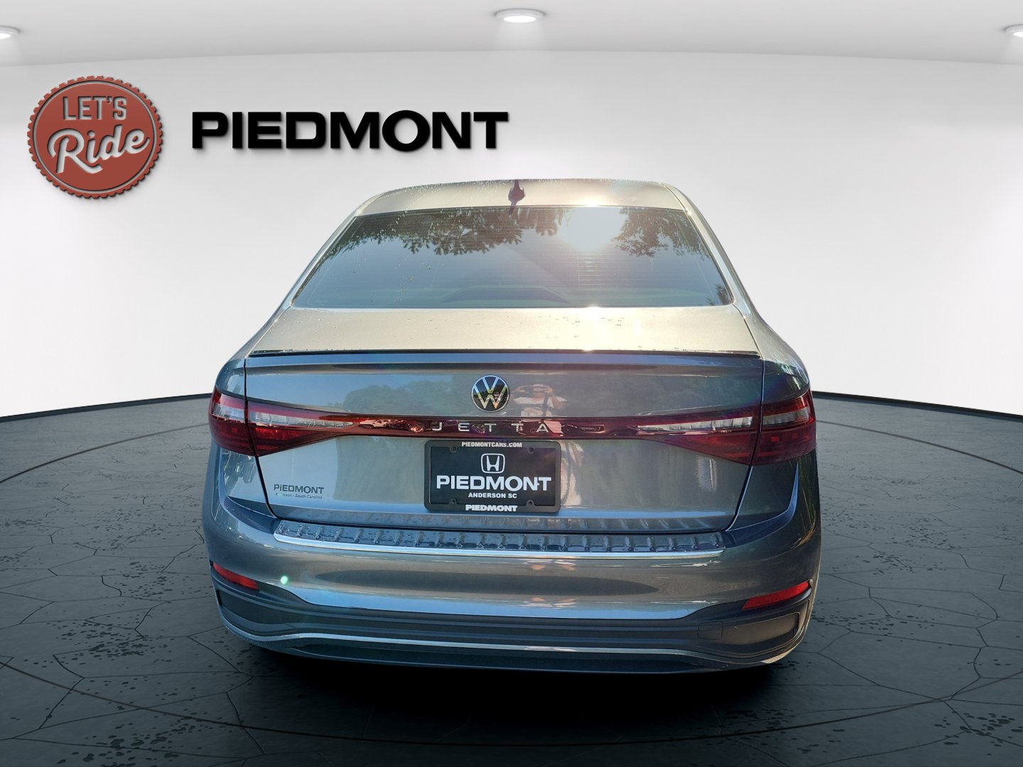 Used 2025 Volkswagen Jetta Sport FWD image 6