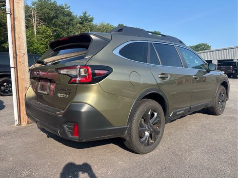 Used 2020 Subaru Outback Onyx Edition XT AWD/4WD image 3