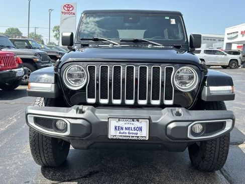 Used 2020 Jeep Wrangler Unlimited Sahara AWD/4WD image 2