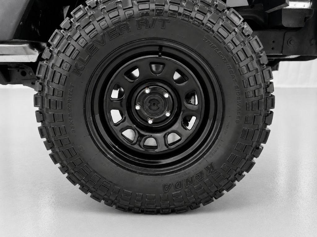 Used 2018 Jeep Wrangler Unlimited Sport AWD/4WD image 27