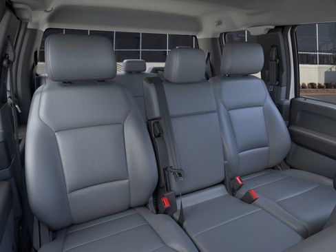 New 2025 Ford F550 4x4 SuperCab Super Duty image 10