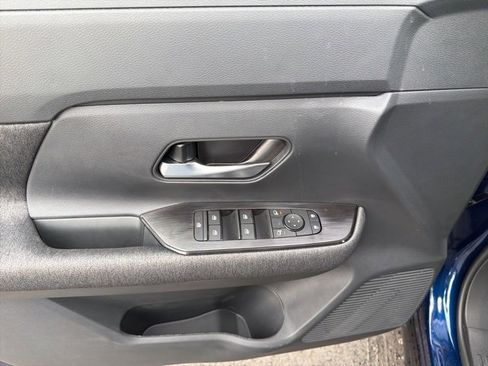 New 2026 Nissan Kicks SV w/ SV Premium Package image 6