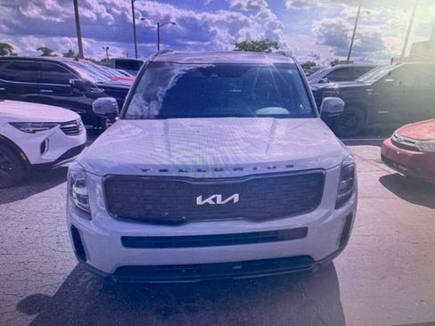 Used 2022 Kia Telluride EX w/ EX Premium Package AWD/4WD image 5