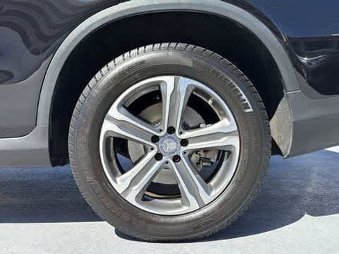 Used 2016 Mercedes-Benz GLC 300 4MATIC image 13